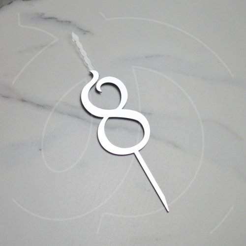 Свеча-топпер декоративная акриловая Цифра "8" Серебро 